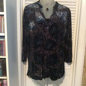 Units Woman 1X blouse. Velvet burnout desi…